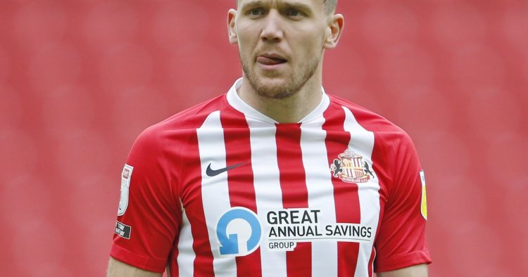 Sunderland's Charlie Wyke 'favours Celtic move' over Nottingham Forest interest