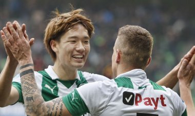 Celtic target Ko Itakura can't be compared to Van Dijk says inside expert
