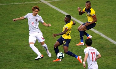 Celtic considering move for Ko Itakura