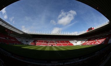 Ipswich Town 'table' bid for Sunderland and Peterborough target as Portsmouth take Celtic and Rangers-linked striker on trial