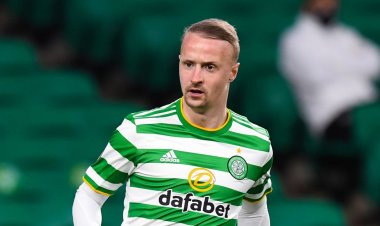 Leigh Griffiths gets shock Celtic reprieve after one-year contract extension