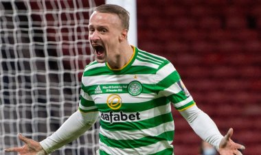 Leigh Griffiths stays at Celtic after signing contract extension