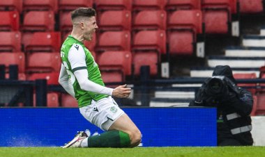 Kevin Nisbet's mentor Kris Doolan explains why Hibernian striker would thrive at Celtic