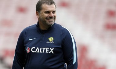 Should Celtic sign Kenneth Paal?