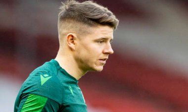 Celtic should move for Kevin Nisbet as Charlie Wyke alternative