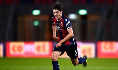 Aaron Hickey to Celtic makes sense according to former Hearts skipper