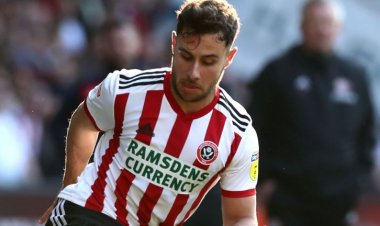 Former England full-back suggests right-back target 'is likely�
