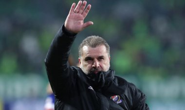 Ange Postecoglou provides important Celtic transfer update ahead of UCL tie - 67 Hail Hail