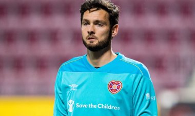 Confirmed: Craig Gordon to captain Hearts against Celtic - 67 Hail Hail