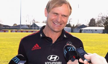 Phil Gifford: The inside story behind Scott Robertson's eight-month contract negotiations - NZ Herald