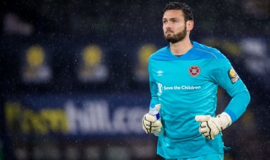 Hearts captaincy fulfills Craig Gordon's boyhood dream for a second time - Not The Old Firm