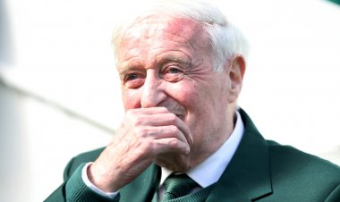 Tributes pour in for Celtic great Charlie Gallagher - 67 Hail Hail