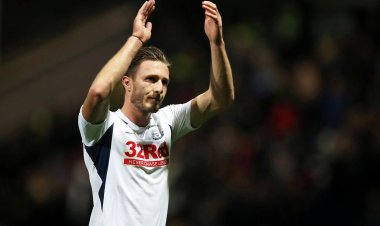 Forget Starfelt: Celtic must pursue Ben Davies