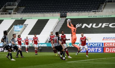 Report: Celtic to miss out on signing £35k-a-week colossus, Postecoglou was very keen