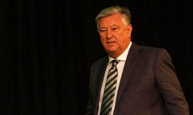 Retired chief executive Peter Lawwell 'retains' Celtic board role