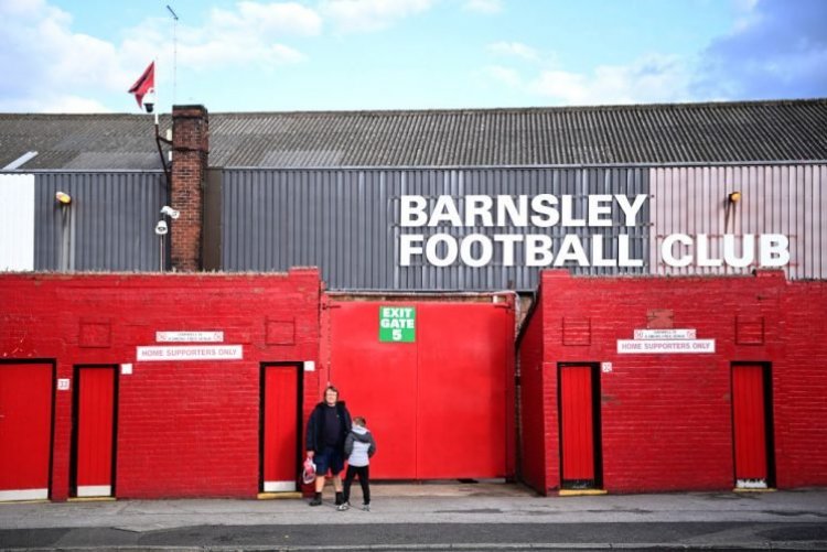 Barnsley-linked man ‘wants’ to play in the Championship as links to Celtic emerge