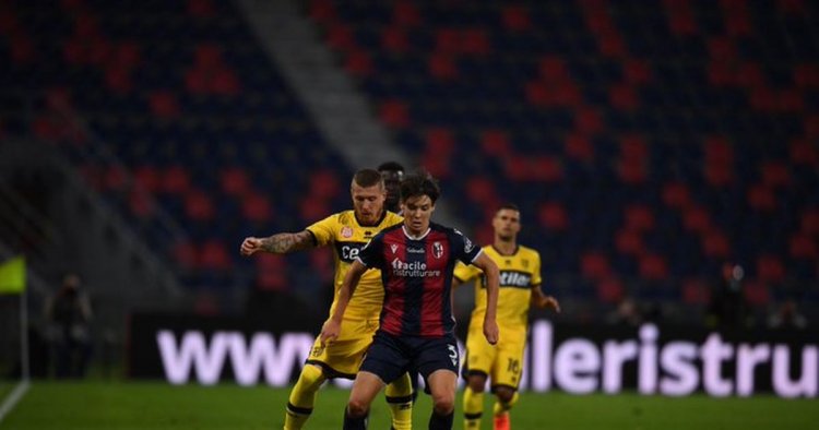 Fiorentina said to be rivalling Celtic for Aaron Hickey