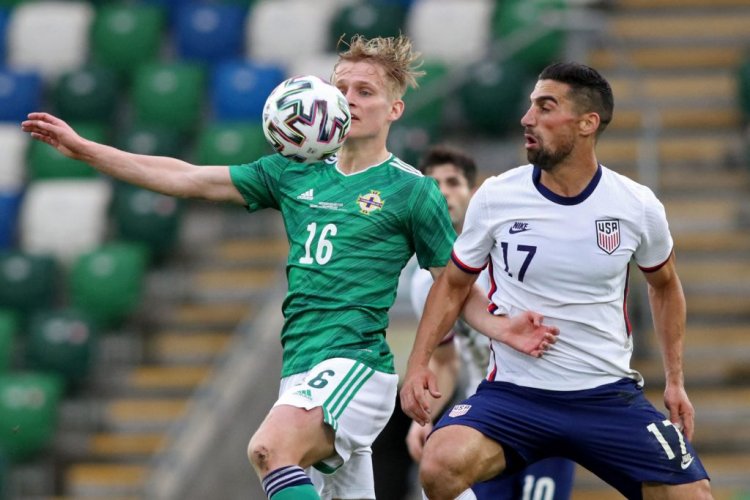Report: Celtic face competition from Sunderland for Ali McCann - 67 Hail Hail