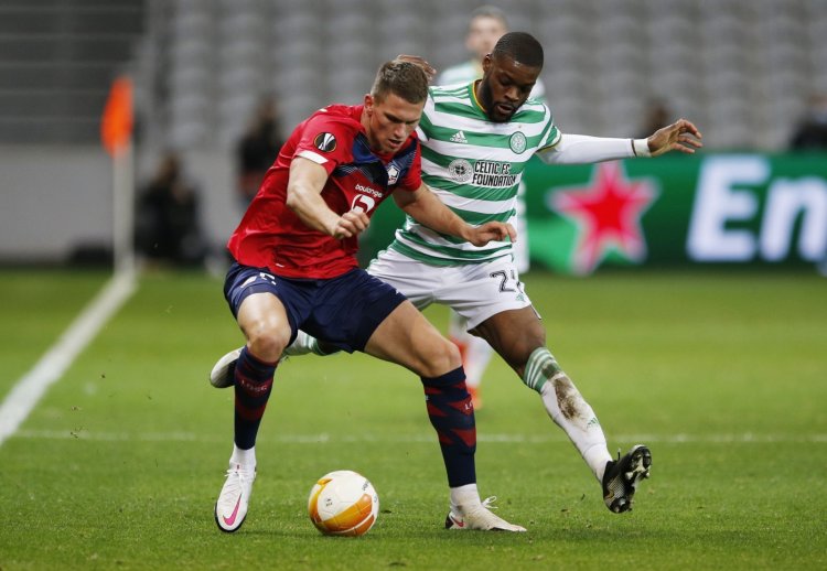 Celtic: Fans discuss club photos