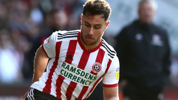 Former England full-back suggests right-back target 'is likely�