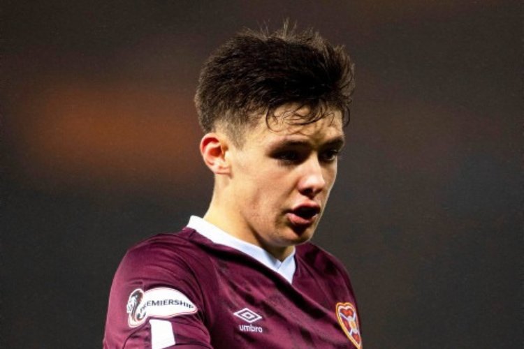 Charlie Nicholas offers Celtic Aaron Hickey alternative as he delivers harsh verdict on Barkas and Welsh
