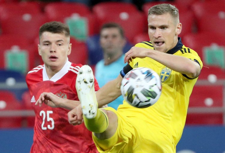 Report: Celtic in talks with Rubin Kazan centre-back Carl Starfelt - 67 Hail Hail