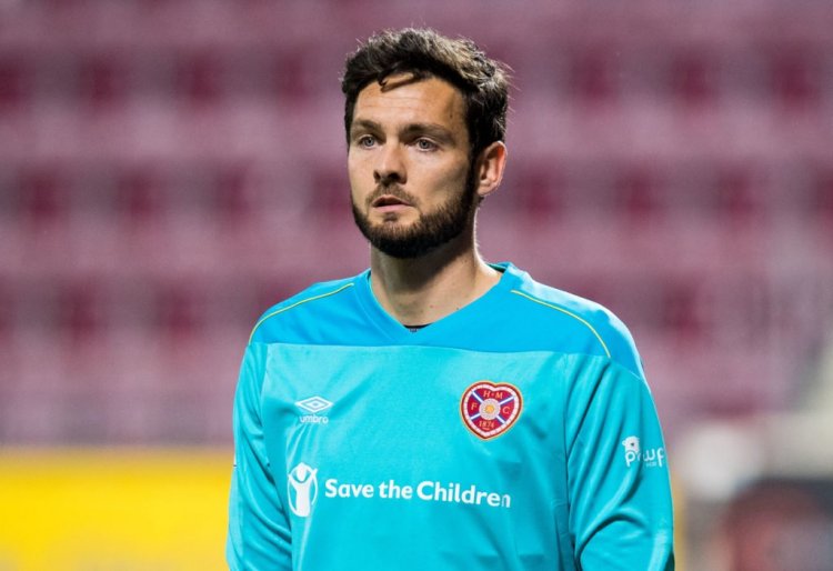Confirmed: Craig Gordon to captain Hearts against Celtic - 67 Hail Hail