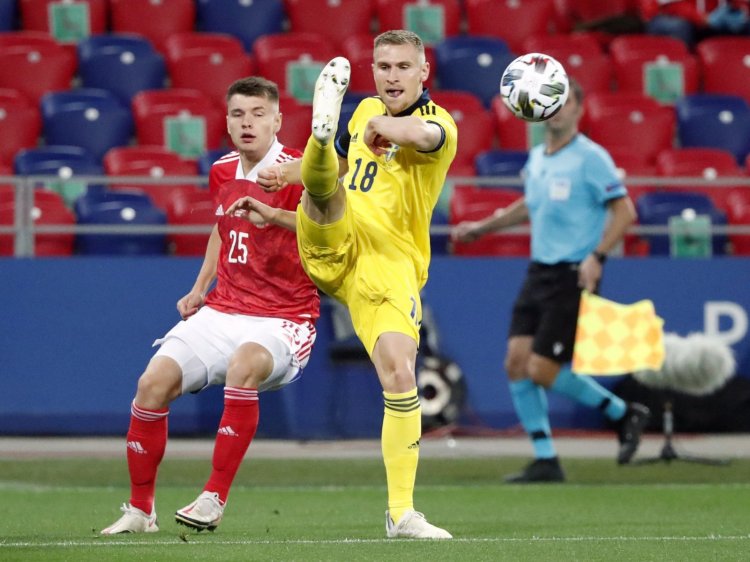 Celtic withdraw Carl Starfelt offer