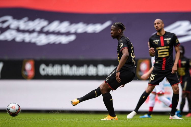 Photo: Celtic target teases exit with social media update | The Celtic