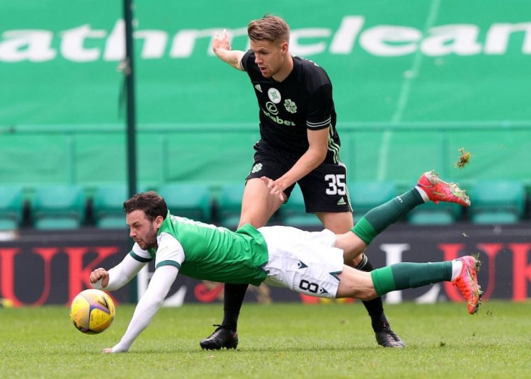 Newcastle unwilling to stump up cash for Celtic's Kris Ajer, acco