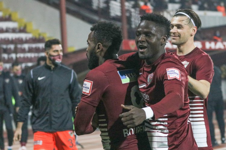 Turkish Report: Celtic-linked Aaron Boupendza available again after Fenerbahce talks end - 67 Hail Hail