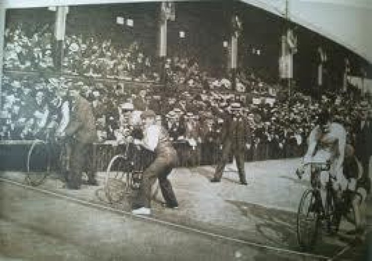 The Home Of Sport: When Celtic Park Hosted The World Cycling Champions