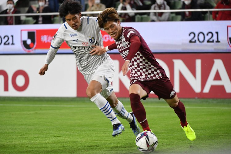 Watch: Kyogo Furuhashi prepares to depart for Celtic; will likely quarantine in London - 67 Hail Hail