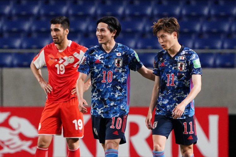 ‘He’s on his way!’ – Watch: New Bhoy is bound for Celtic ahead of Midtjylland clash