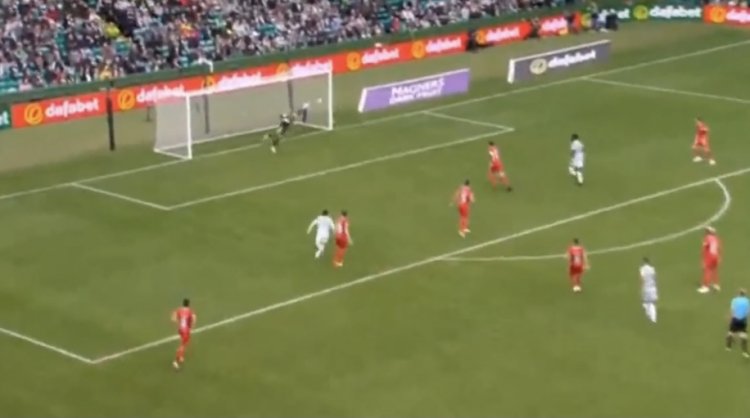 Video: Excellent strike from Turnbull makes it 3-0 | The Celtic Star