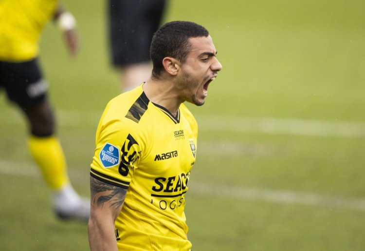 Celtic strikers' futures in doubt amid Giakoumakis update - McLeish