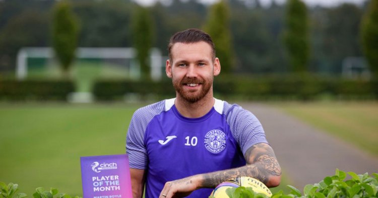 Hibs winger relishing Hearts abuse as he sets Old Firm split target